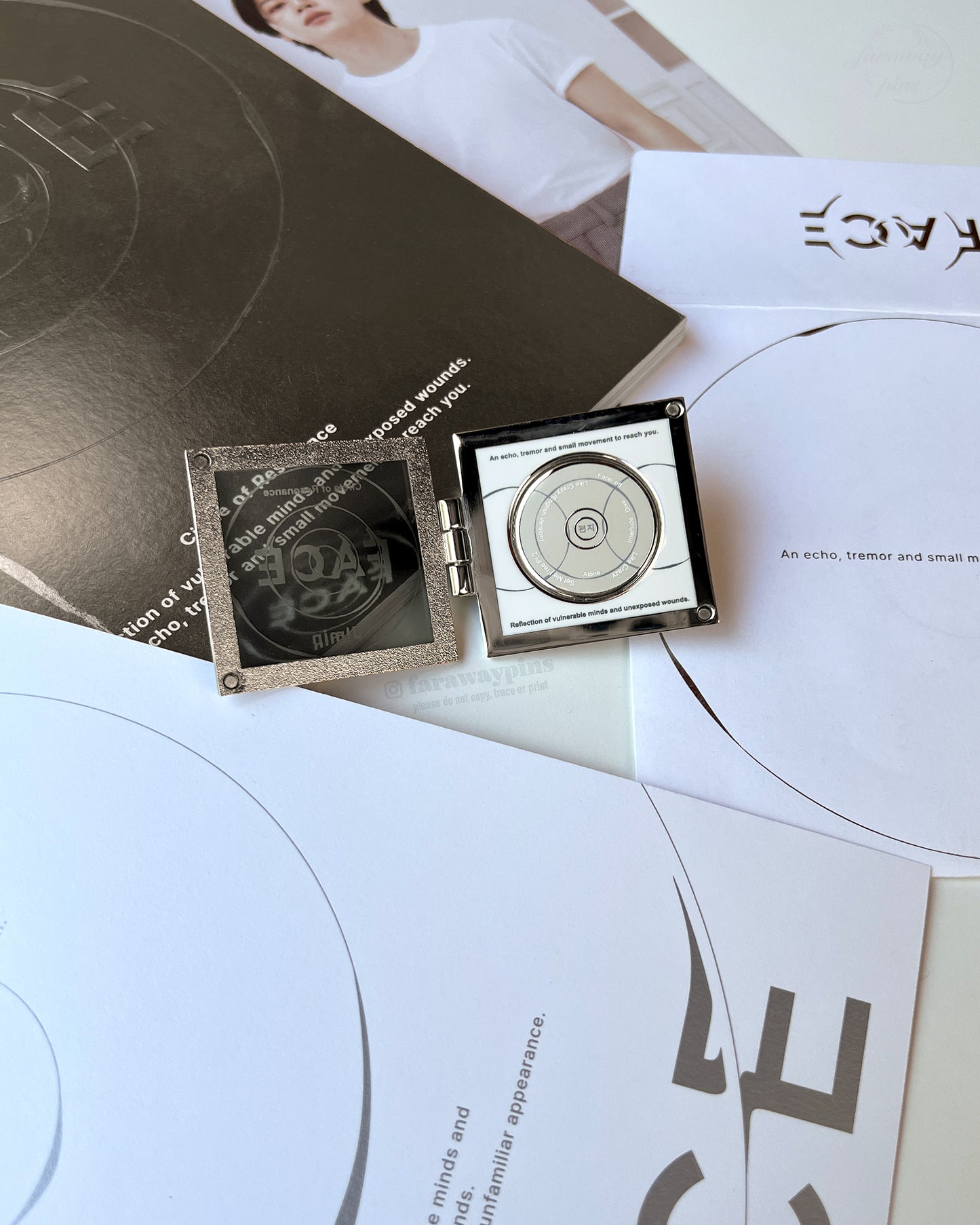 FACE (Jimin) - Hinged Album & CD Spinner Pin (Individuals)