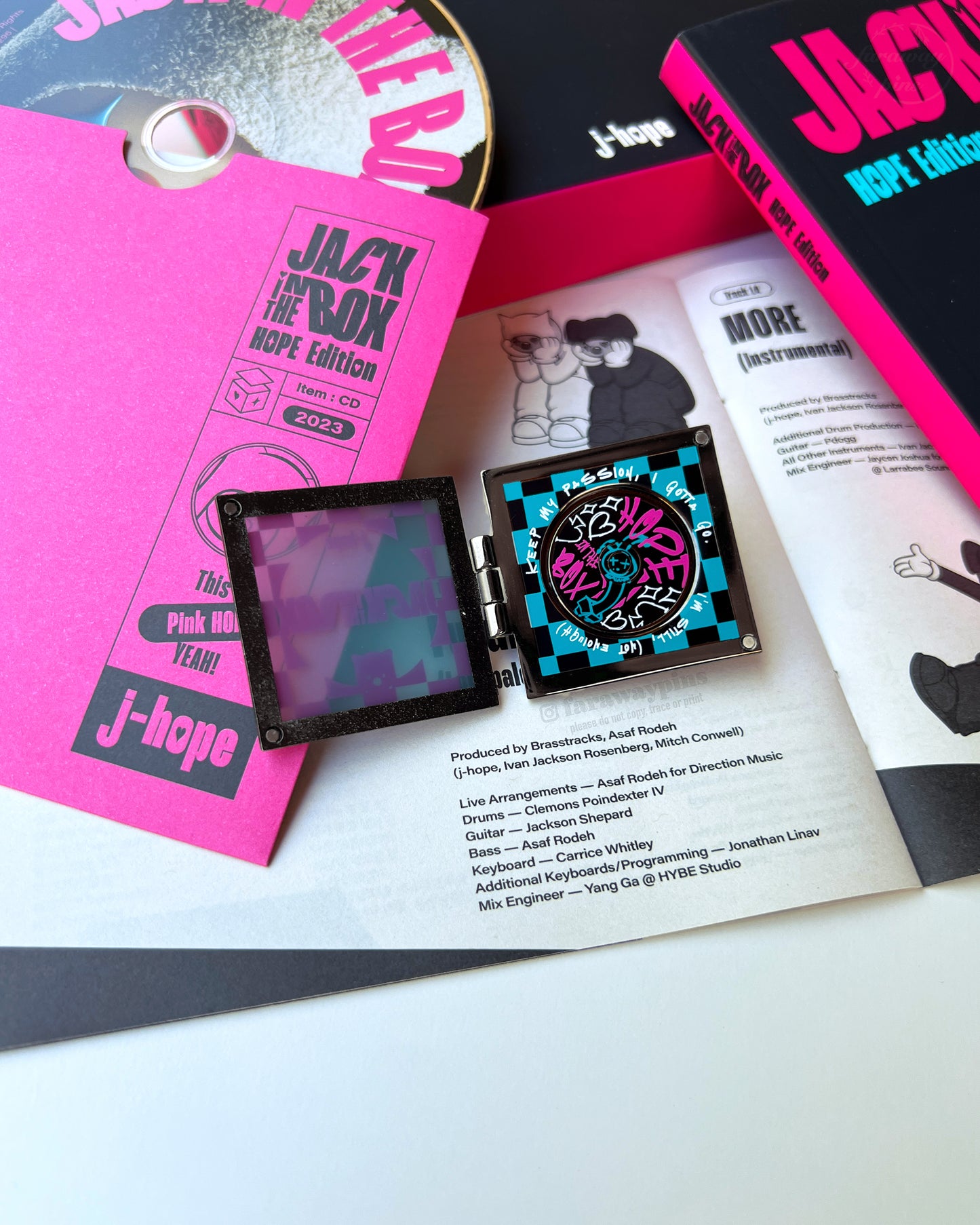 Jack In The Box (J-Hope/Hoseok) - Hinged Album & CD Spinner Pin (Individuals)