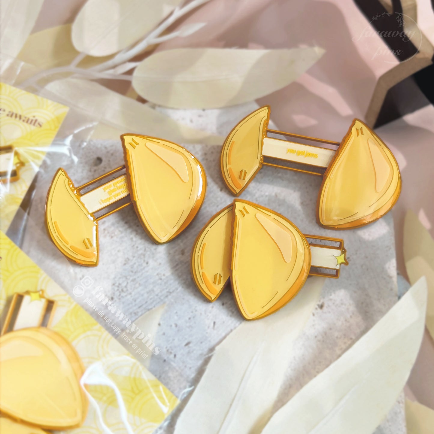 Bangtan Fortune Cookies (Interactive Sliding Pin) (15-20% OFF)