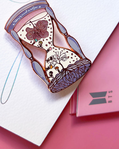 00:00 (Zero O'Clock) Hourglass Pin
